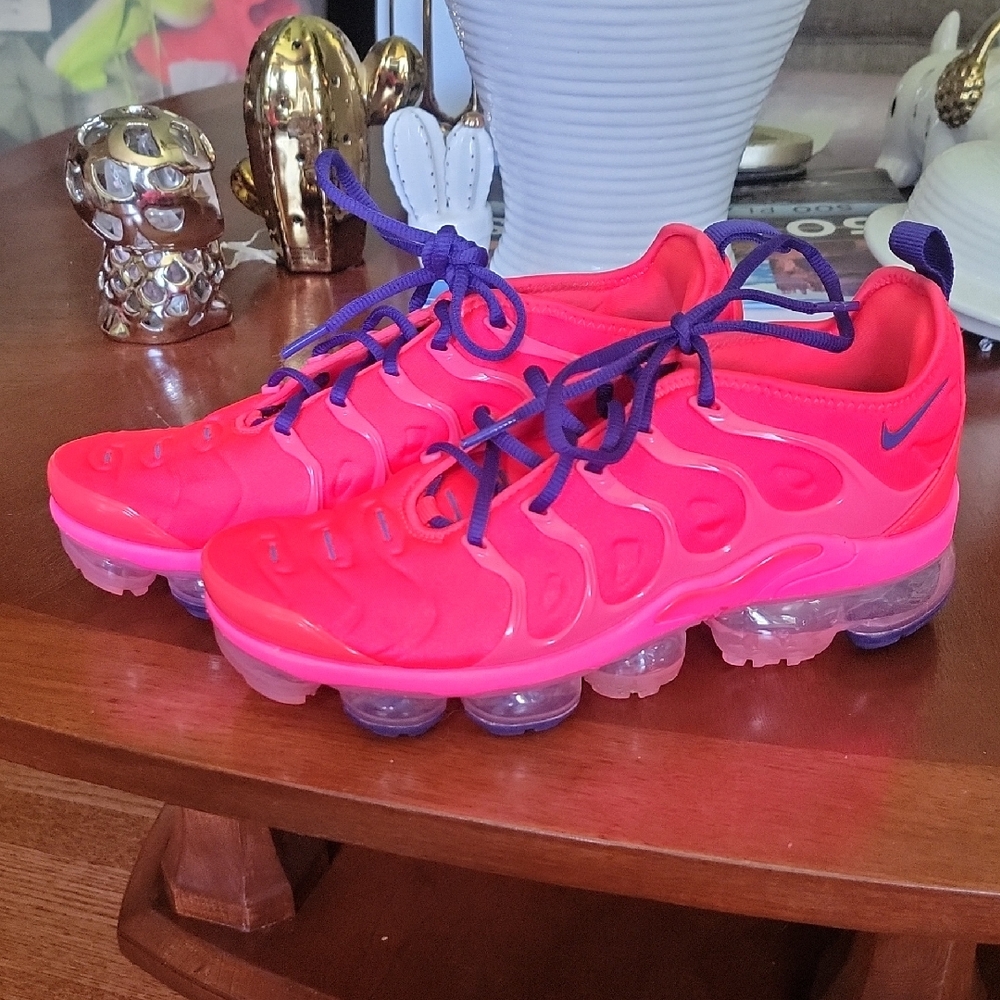 Nike Air VaporMax in Bright Pink and Purple